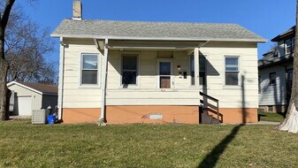 1280 Phelps St in Ottawa, IL - Building Photo