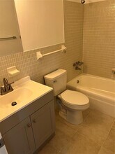 2260 NE 67th St, Unit 1732 in Fort Lauderdale, FL - Building Photo - Building Photo