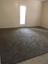Cumberland Court in Valdosta, GA - Building Photo - Interior Photo
