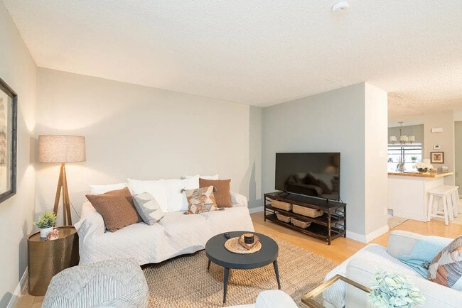 property at 2000 Quiet Stream Dr