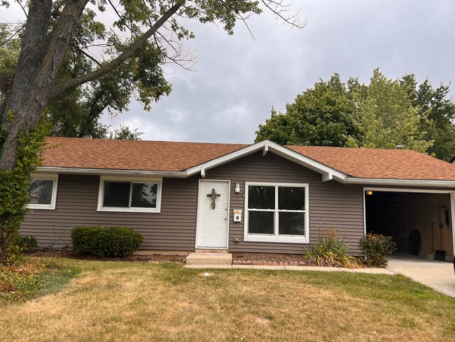property at 606 Pleasant Pl