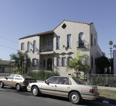 The Reno Apartments in Los Angeles, CA - Building Photo - Building Photo