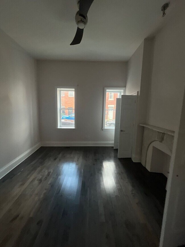 369 Main St