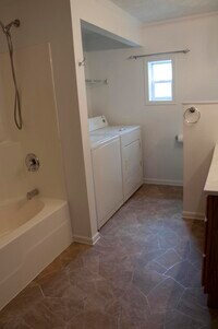 905 N Harrison St photo'