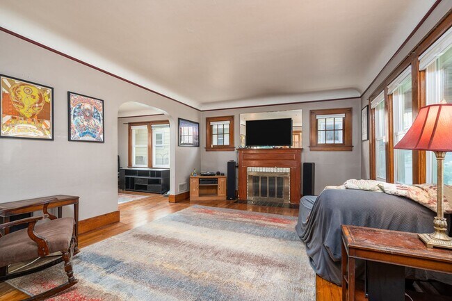 1132 California St NW in Grand Rapids, MI - Building Photo - Building Photo