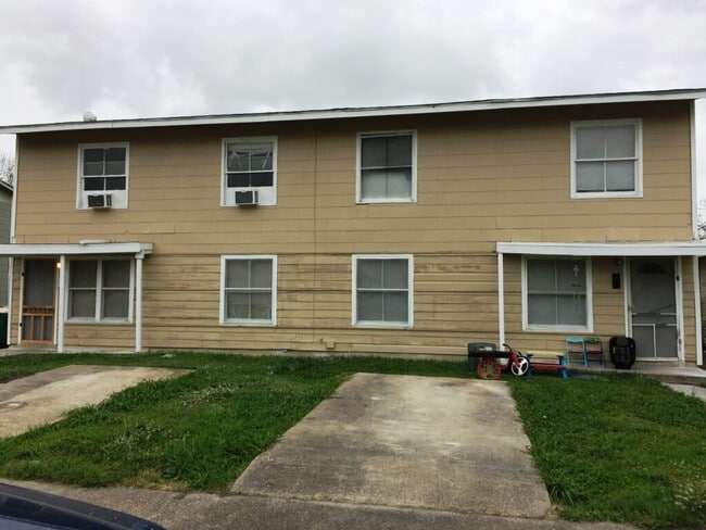 3208 Wildwood St, Unit A, Unit A