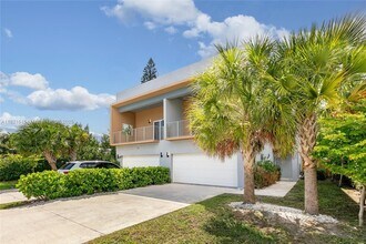 1123 NE 23rd Terrace in Pompano Beach, FL - Building Photo - Building Photo