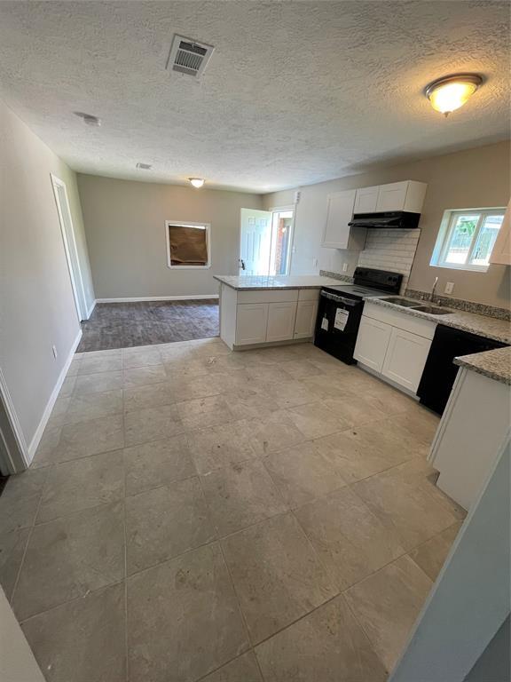property at 5006 Ridgeway Dr