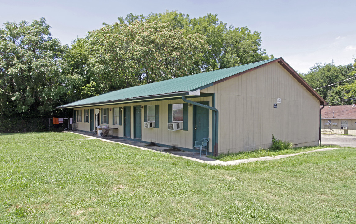 563 Central Ave in Cleveland, TN - Building Photo