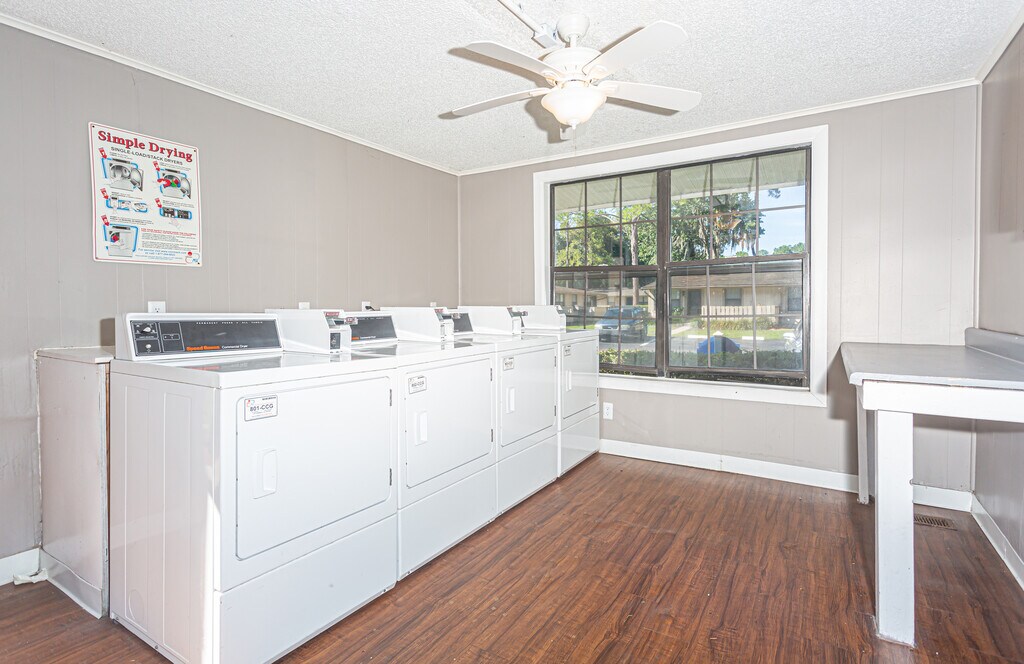 Mosswood Apartments in Winter Springs, FL