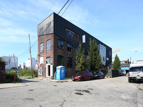 1737 N Howard St in Philadelphia, PA - Building Photo - Building Photo