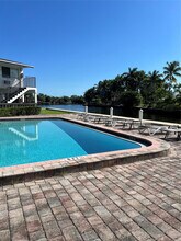 1812 E Oakland Park Blvd in Oakland Park, FL - Building Photo - Building Photo