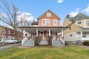 9811 Marietta Ave in Cleveland, OH - Building Photo