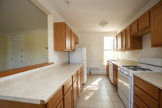 808 Green Bay Rd, Unit J00P in Winnetka, IL - Foto de edificio - Building Photo