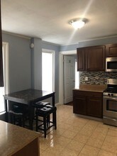 309 Columbus Ave, Unit 3 in Syracuse, NY - Building Photo - Building Photo
