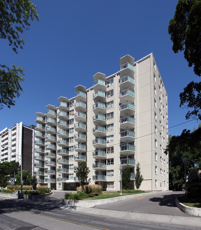 40 Delisle Apartments
