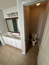 213 Brahma Way in Cibolo, TX - Foto de edificio - Building Photo