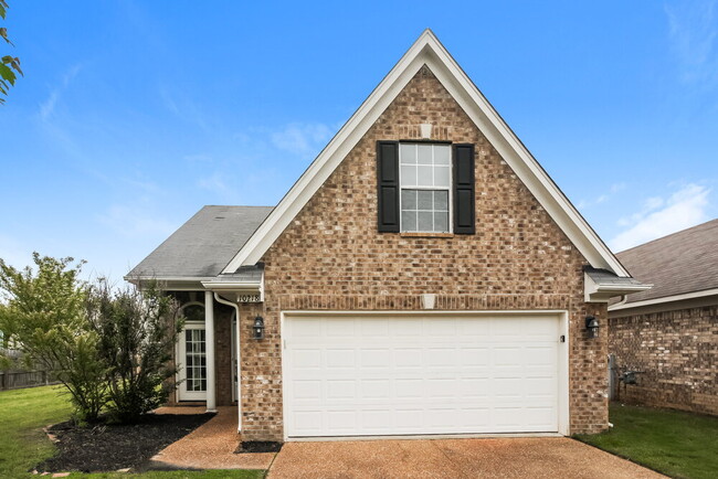 property at 10218 Cottage Oaks Cove