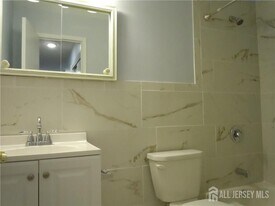 3 Quincy Cir in Dayton, NJ - Building Photo