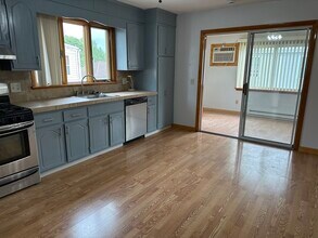 56 1st St in Medford, MA - Building Photo - Building Photo