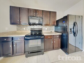 4262 Roberta Dr in Winter Haven, FL - Foto de edificio - Building Photo