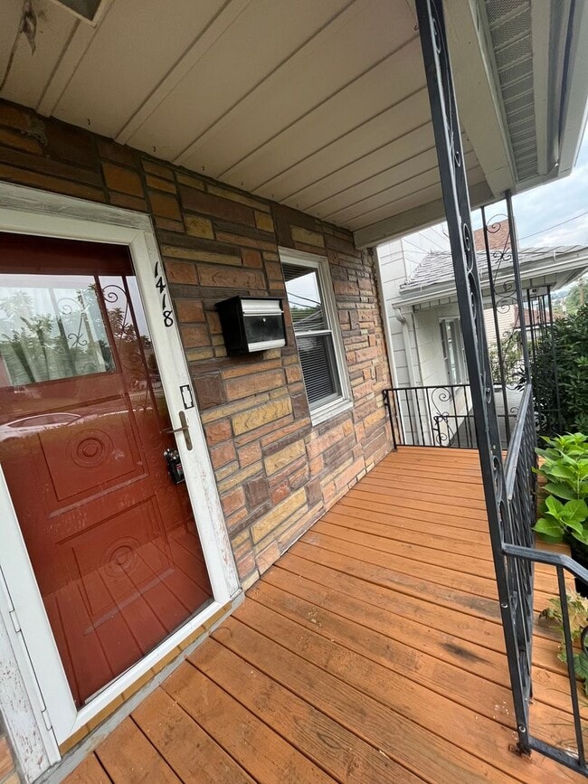 1418 S Webster Ave in Scranton, PA - Building Photo - Building Photo