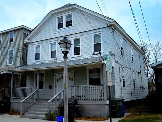 2019 Caspian Ave in Atlantic City, NJ - Building Photo