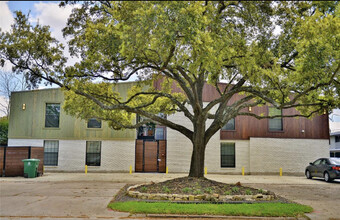 Live Montrose 400 Westmoreland in Houston, TX - Building Photo - Building Photo