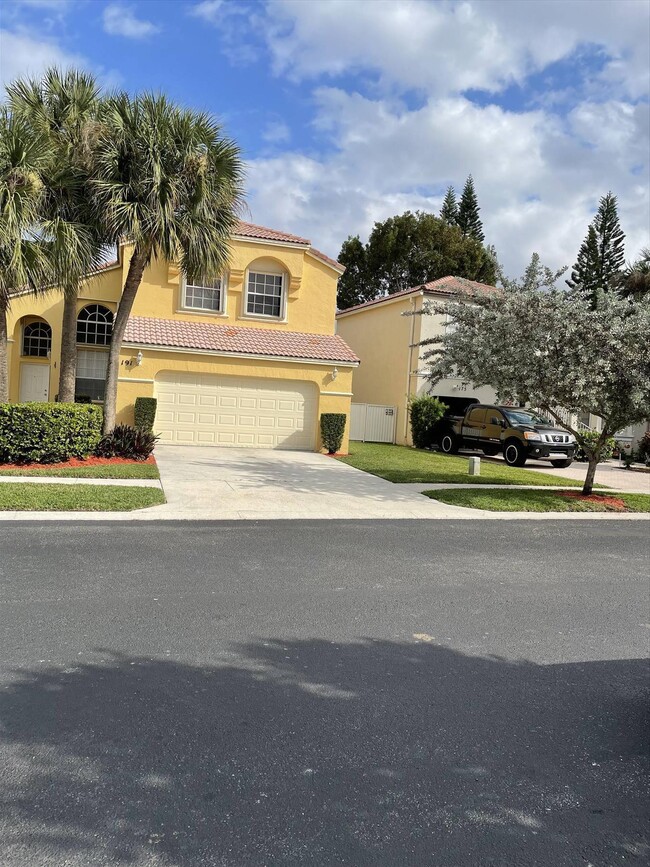 191 NW 152nd Ln in Pembroke Pines, FL - Building Photo - Building Photo