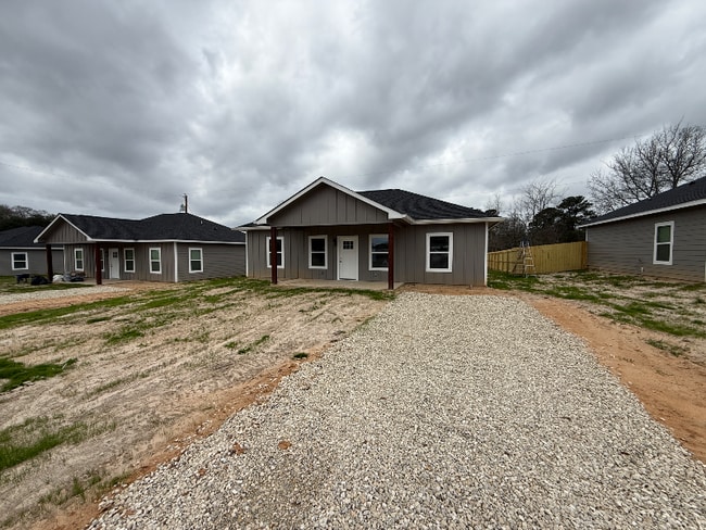 property at 408 S Gibson St