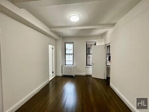 EAST 46 STREET, Unit 2H in New York, NY - Building Photo - Building Photo