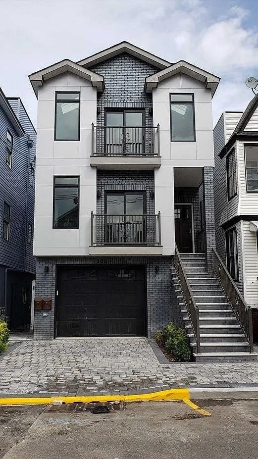 property at 366 Armstrong Ave