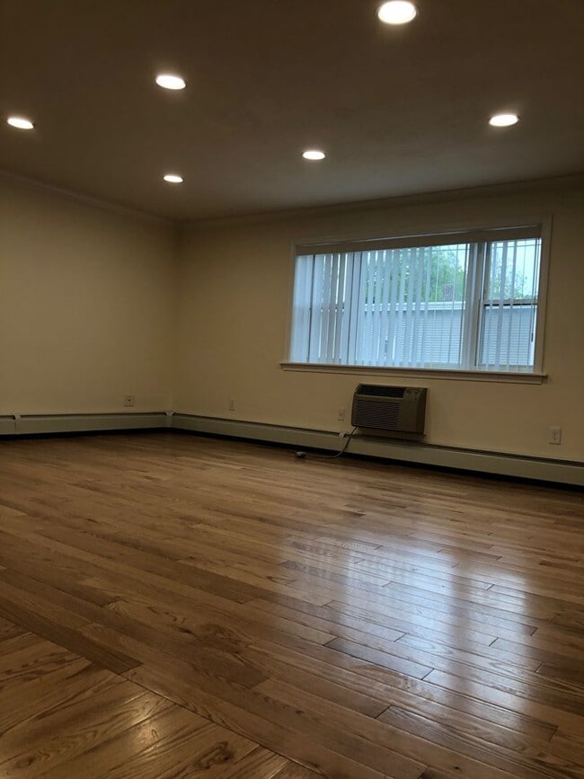 12 Westford St in Boston, MA - Building Photo - Building Photo