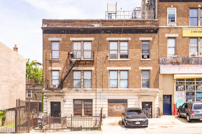 1573 Bushwick Ave in Brooklyn, NY - Building Photo - Building Photo