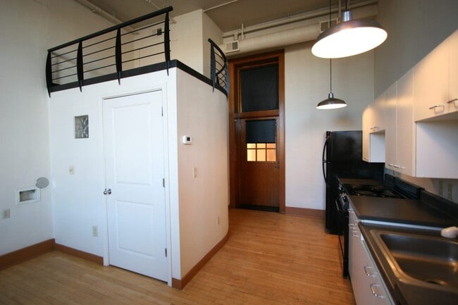 property at 100 Broadway Blvd NE