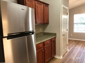 9839 Hollowbrook Ave in Fairhope, AL - Building Photo - Building Photo