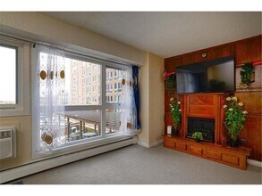 433 S 7th St in Minneapolis, MN - Building Photo - Building Photo