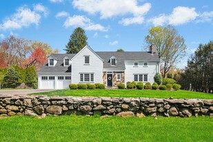 151 Westover Rd in Stamford, CT - Building Photo