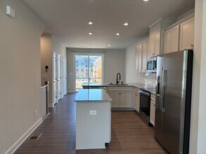 4824 Chastain Ave in Charlotte, NC - Building Photo - Building Photo