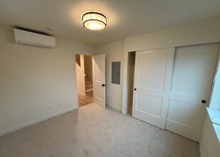 New Construction Luxury Townhomes - 352 E. Bakerview Road in Bellingham, WA - Foto de edificio - Building Photo