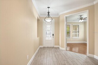 8348 Vivaro Isle Way in Windermere, FL - Building Photo - Building Photo