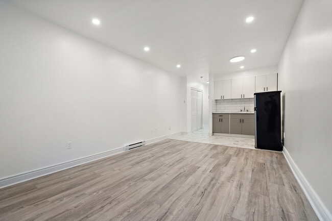 1375 La Fontaine Rue in Montréal, QC - Building Photo - Building Photo