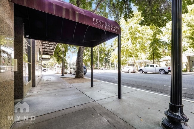 property at 1127 15th St