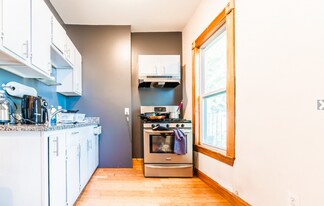 76 Mozart St, Unit 3 in Boston, MA - Building Photo