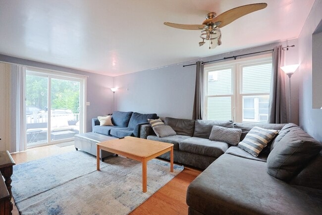 205 W 6th St, Unit TH