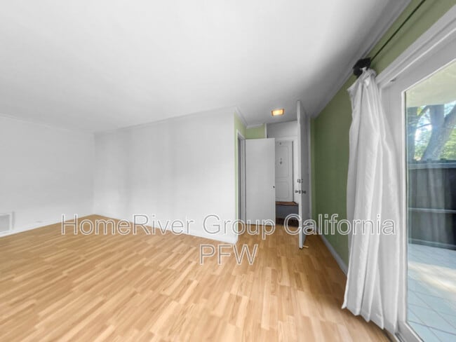 property at 31569 Lindero Canyon Rd