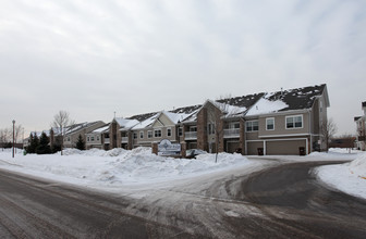 Northstar Ridge Apartments in Coon Rapids, MN - Building Photo - Building Photo