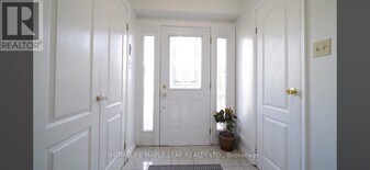 114 Skegby Rd in Brampton, ON - Building Photo