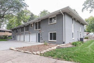 2535 Saint Thomas Dr, Unit 1 in Lincoln, NE - Building Photo - Building Photo