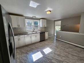 40 Durant Ave in Bethel, CT - Building Photo - Building Photo
